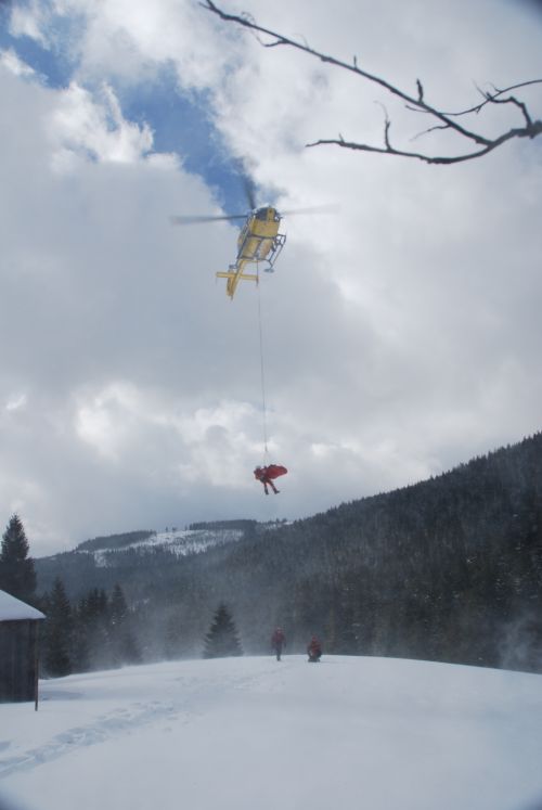 Skialpem to začalo 1. díl - záchrana vrtulníkem