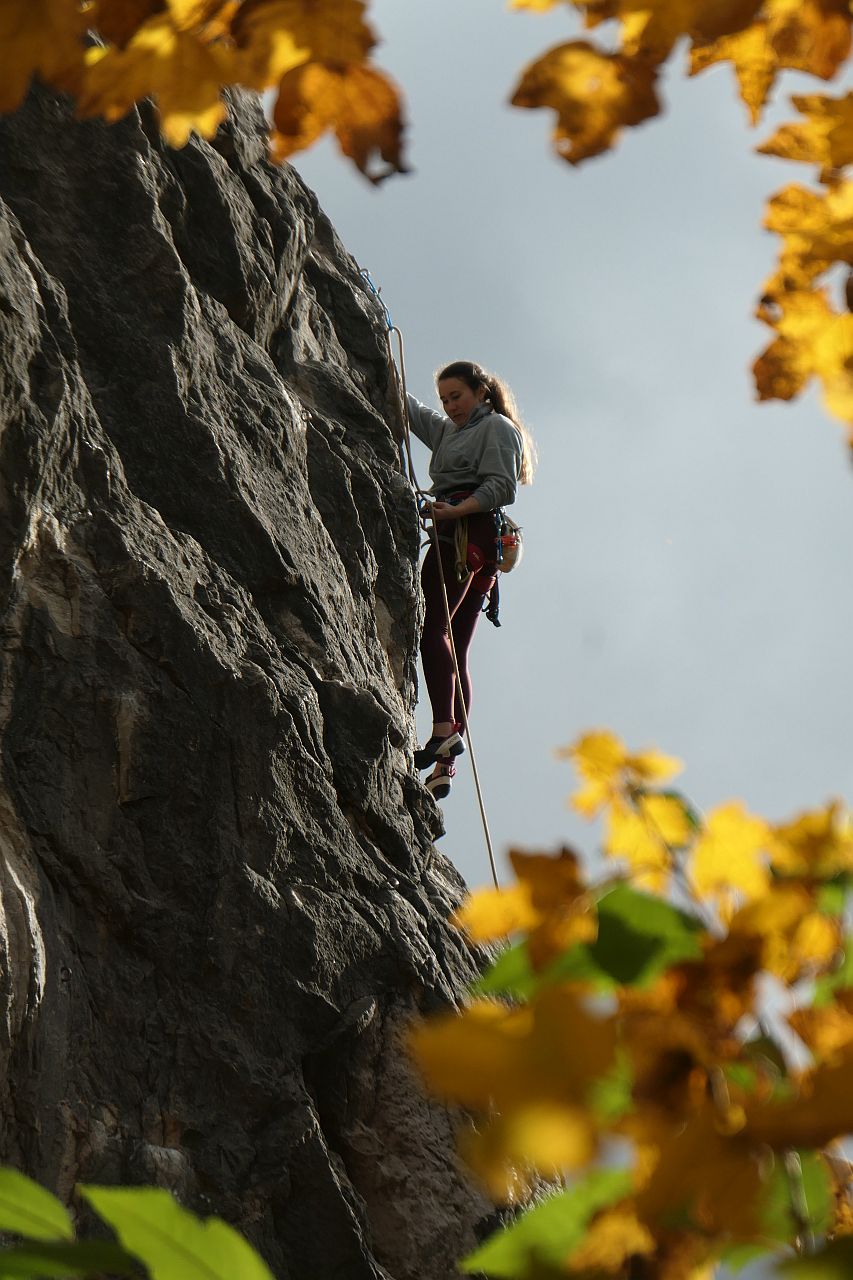 Kliknut�m zav�ete okno.