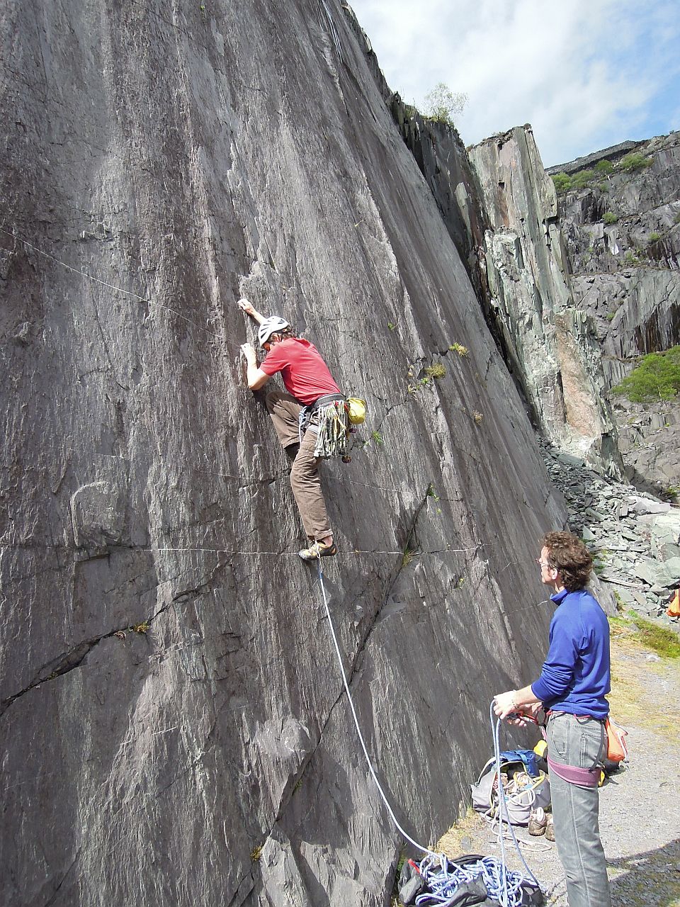 Kliknut�m zav�ete okno.